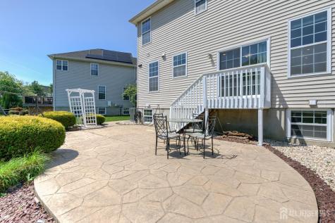 32 Carnation Road Monroe NJ 08831