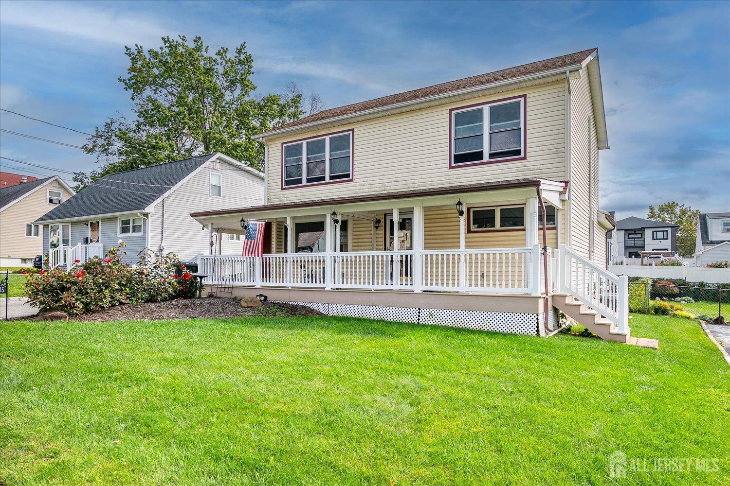 15 Lowell Street Iselin NJ 08830