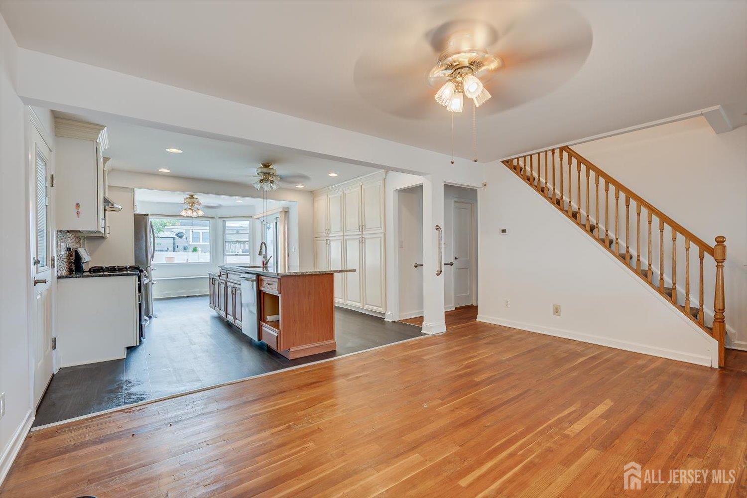 15 Lowell Street Iselin NJ 08830