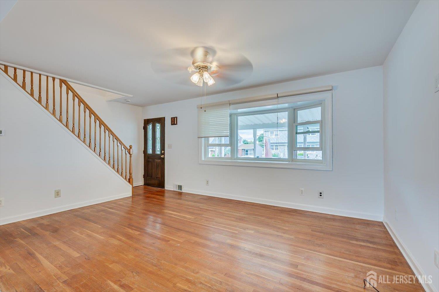 15 Lowell Street Iselin NJ 08830