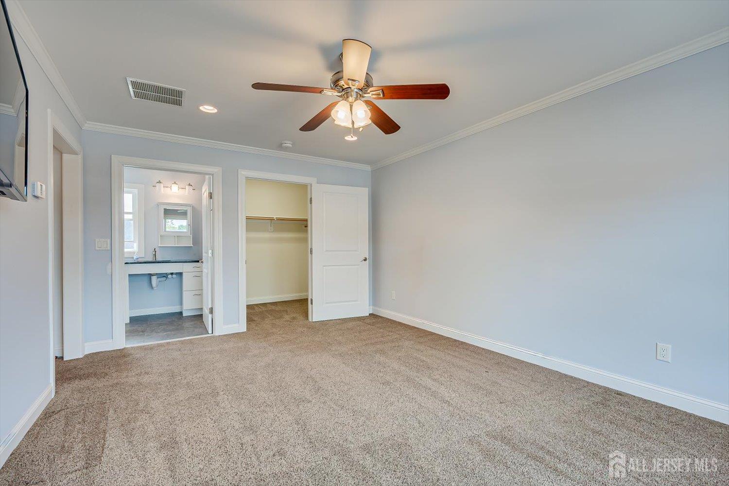 15 Lowell Street Iselin NJ 08830