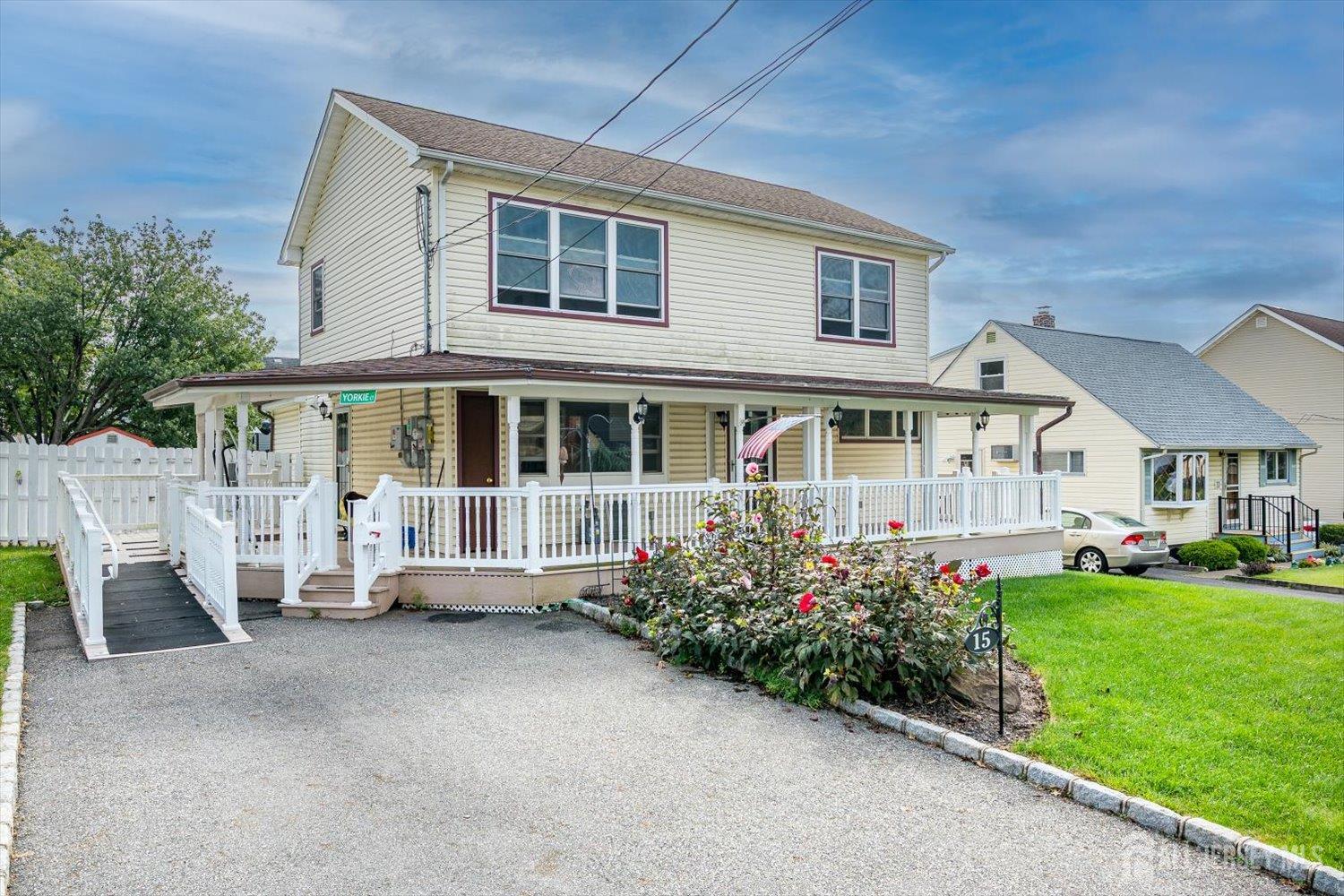 15 Lowell Street Iselin NJ 08830