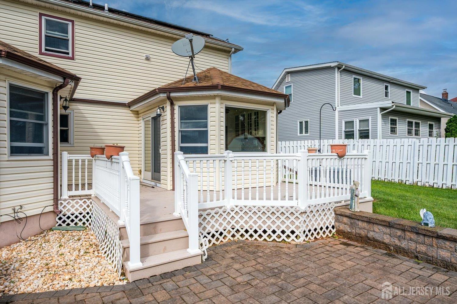 15 Lowell Street Iselin NJ 08830