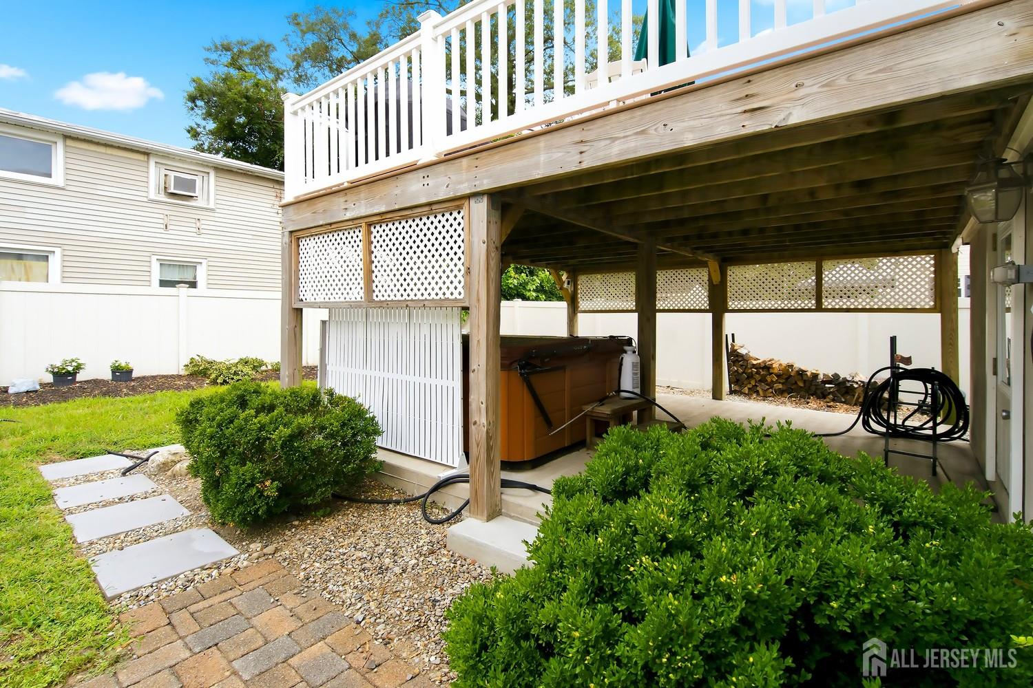 11 Fox Avenue Keansburg NJ 07734