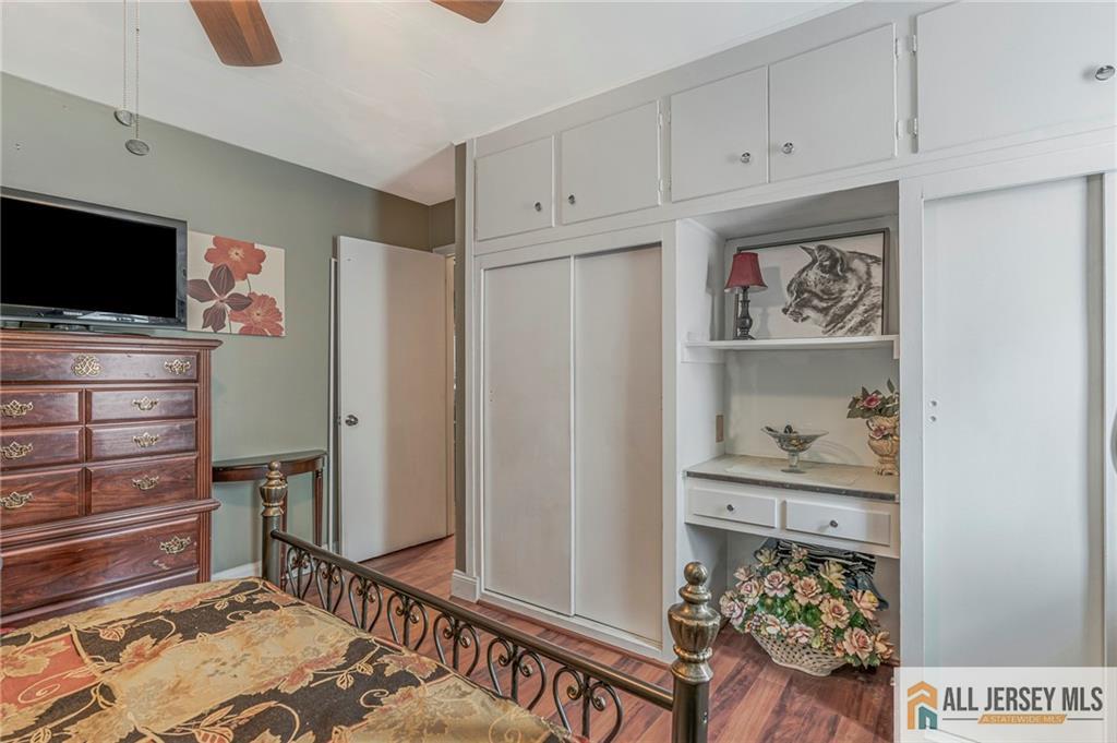 21 Louis Avenue Middlesex NJ 08846