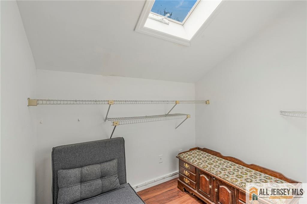 21 Louis Avenue Middlesex NJ 08846