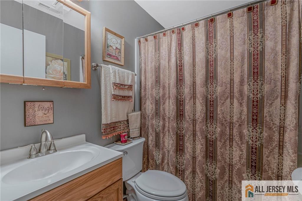 21 Louis Avenue Middlesex NJ 08846