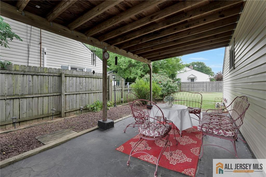 21 Louis Avenue Middlesex NJ 08846
