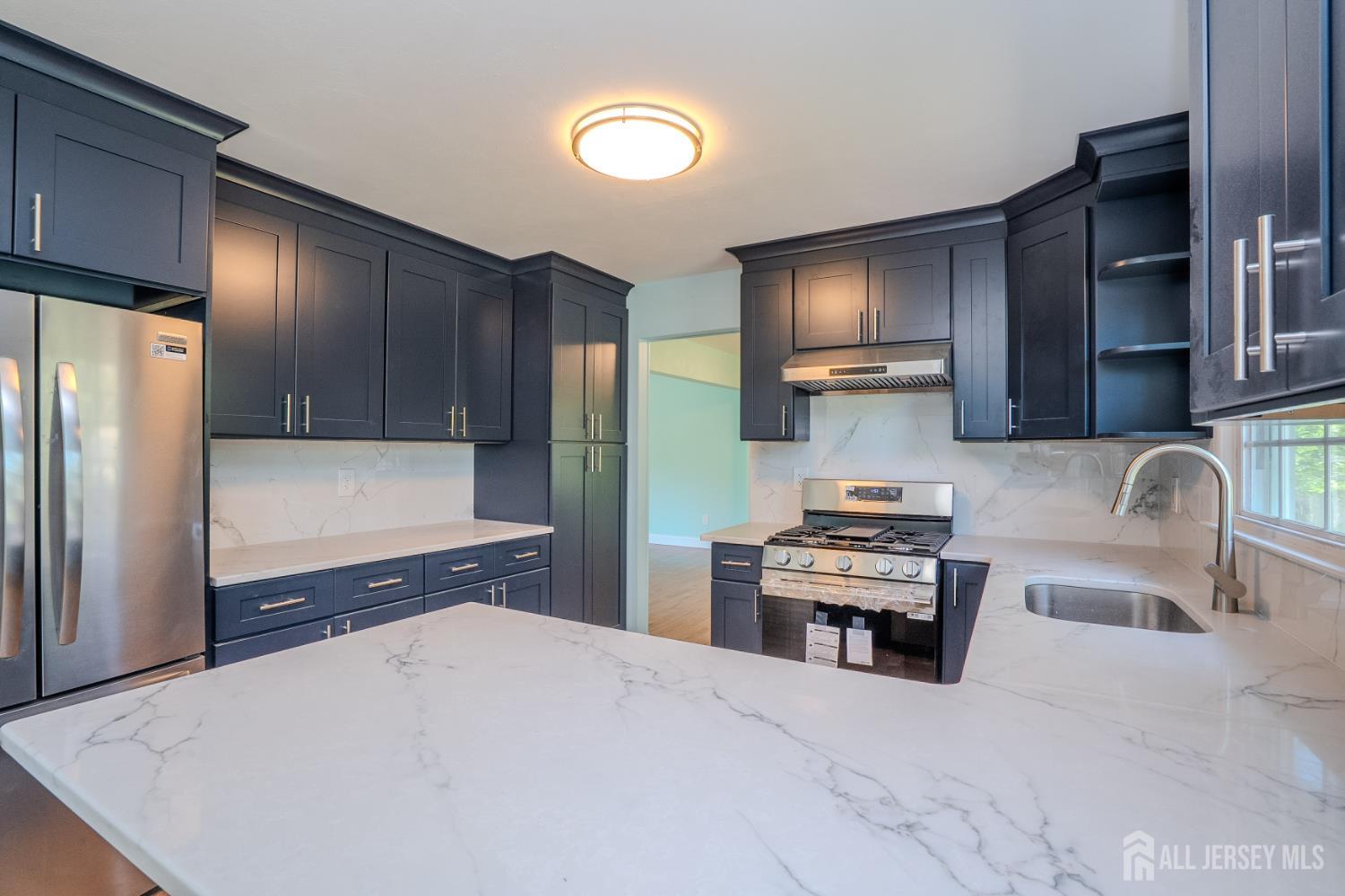 18 Parker Road Plainsboro NJ 08536
