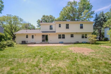 18 Parker Road Plainsboro NJ 08536
