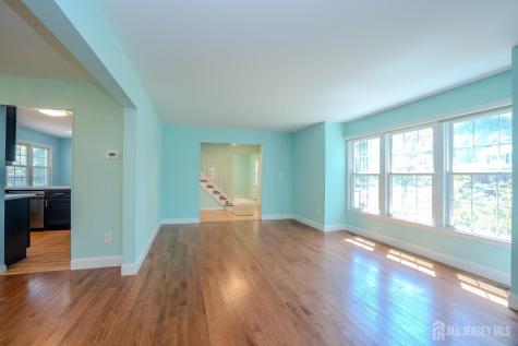 18 Parker Road Plainsboro NJ 08536