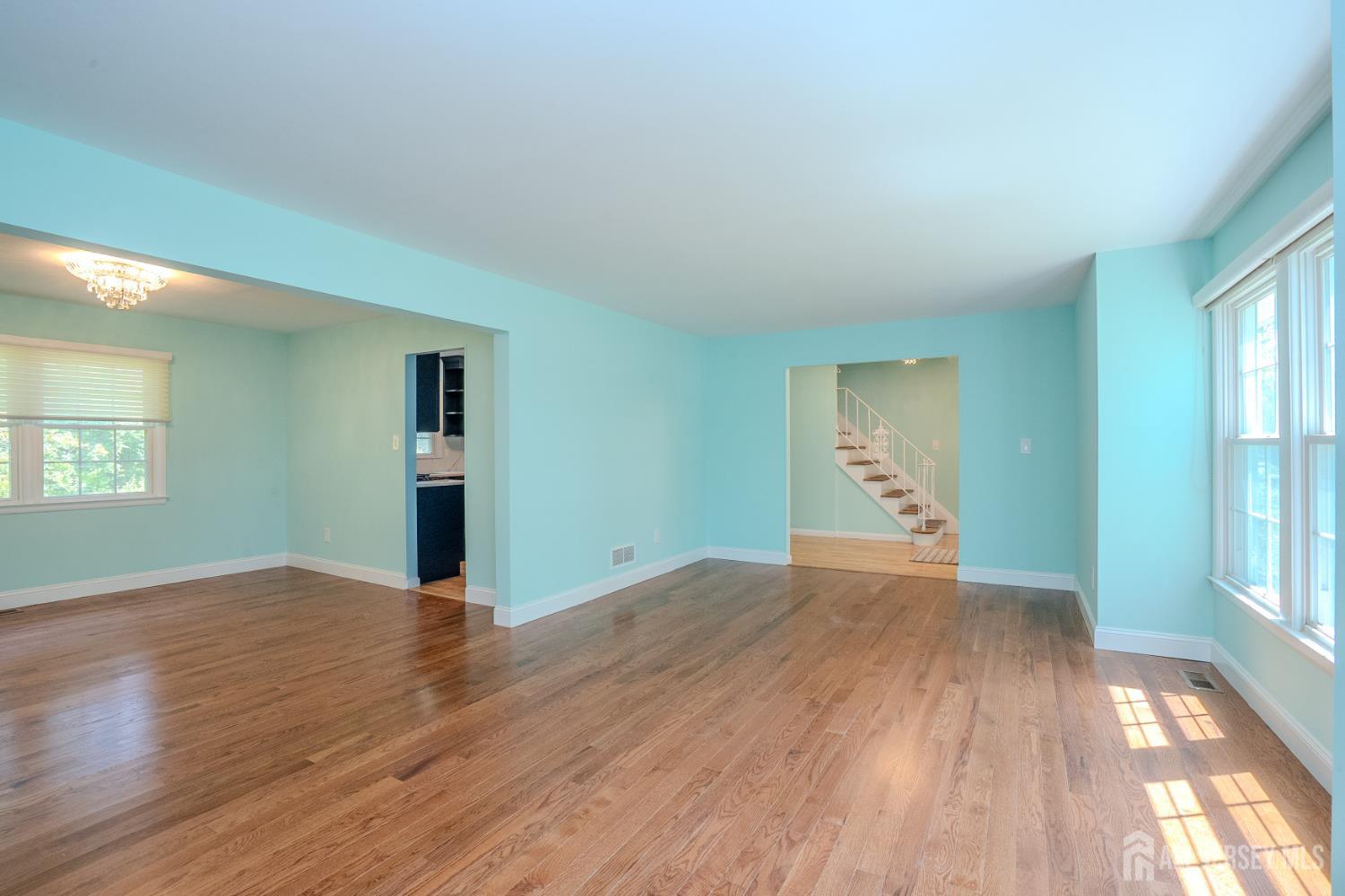 18 Parker Road Plainsboro NJ 08536
