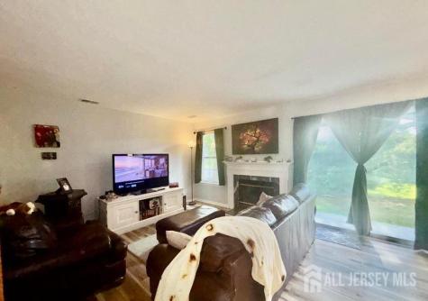 15 Saddle Court Tinton Falls NJ 07753