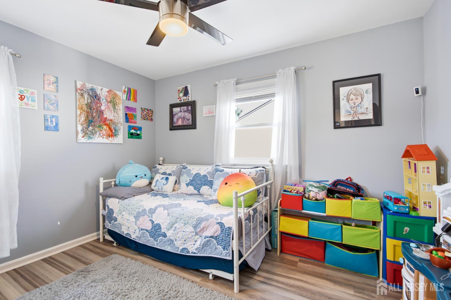 8 Oak Street Carteret NJ 07008