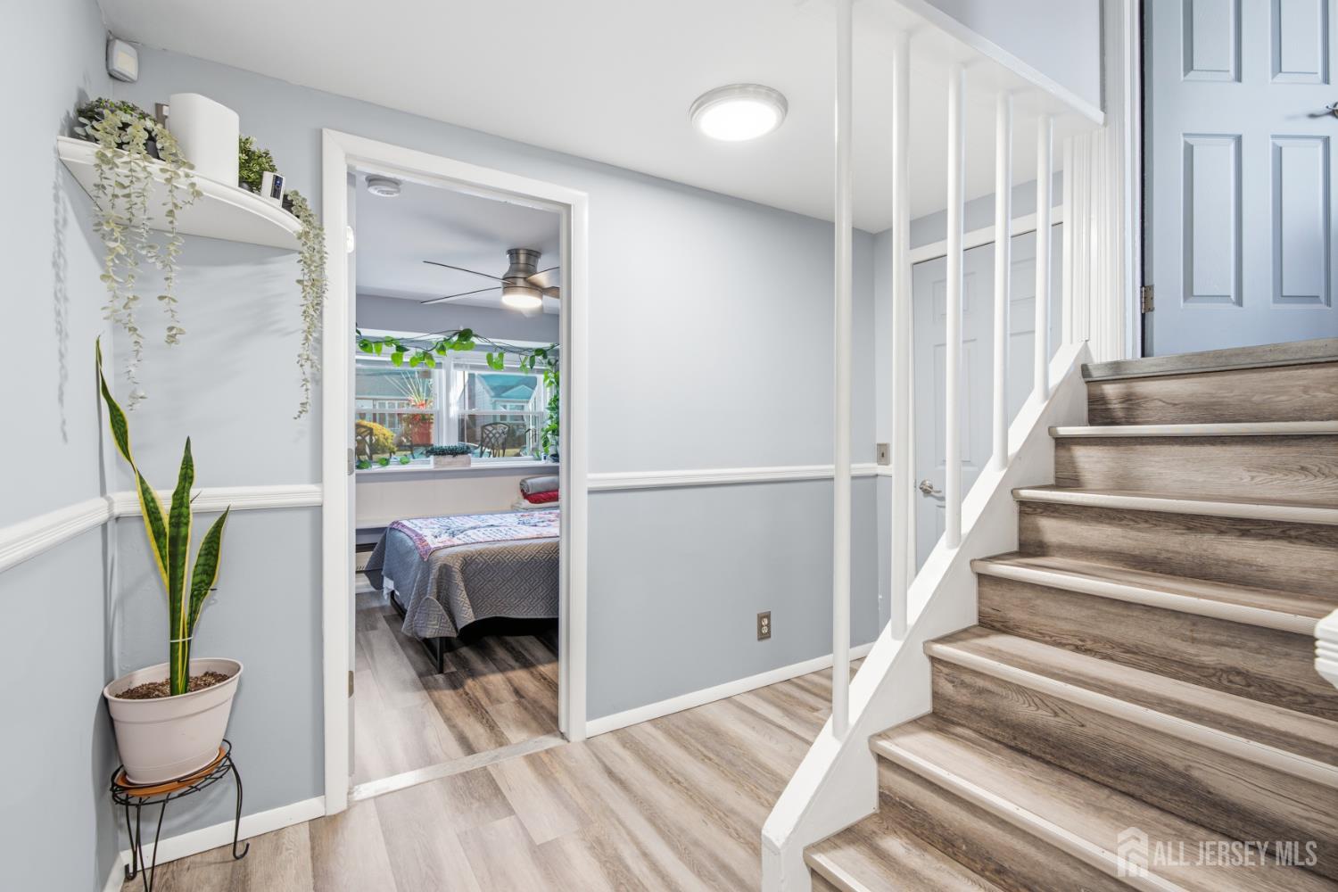 8 Oak Street Carteret NJ 07008