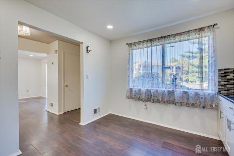 1315 Edison Glen Terrace Edison NJ 08837