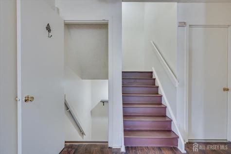 1315 Edison Glen Terrace Edison NJ 08837