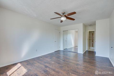1315 Edison Glen Terrace Edison NJ 08837