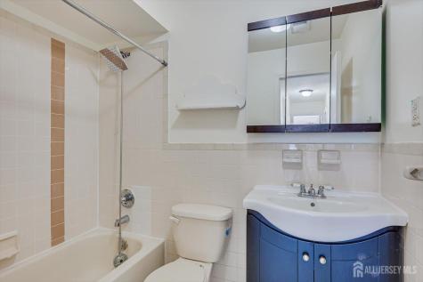 1315 Edison Glen Terrace Edison NJ 08837