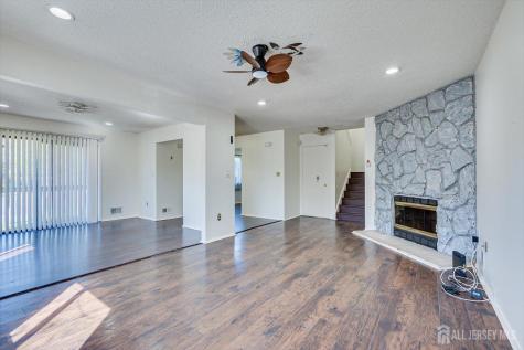 1315 Edison Glen Terrace Edison NJ 08837
