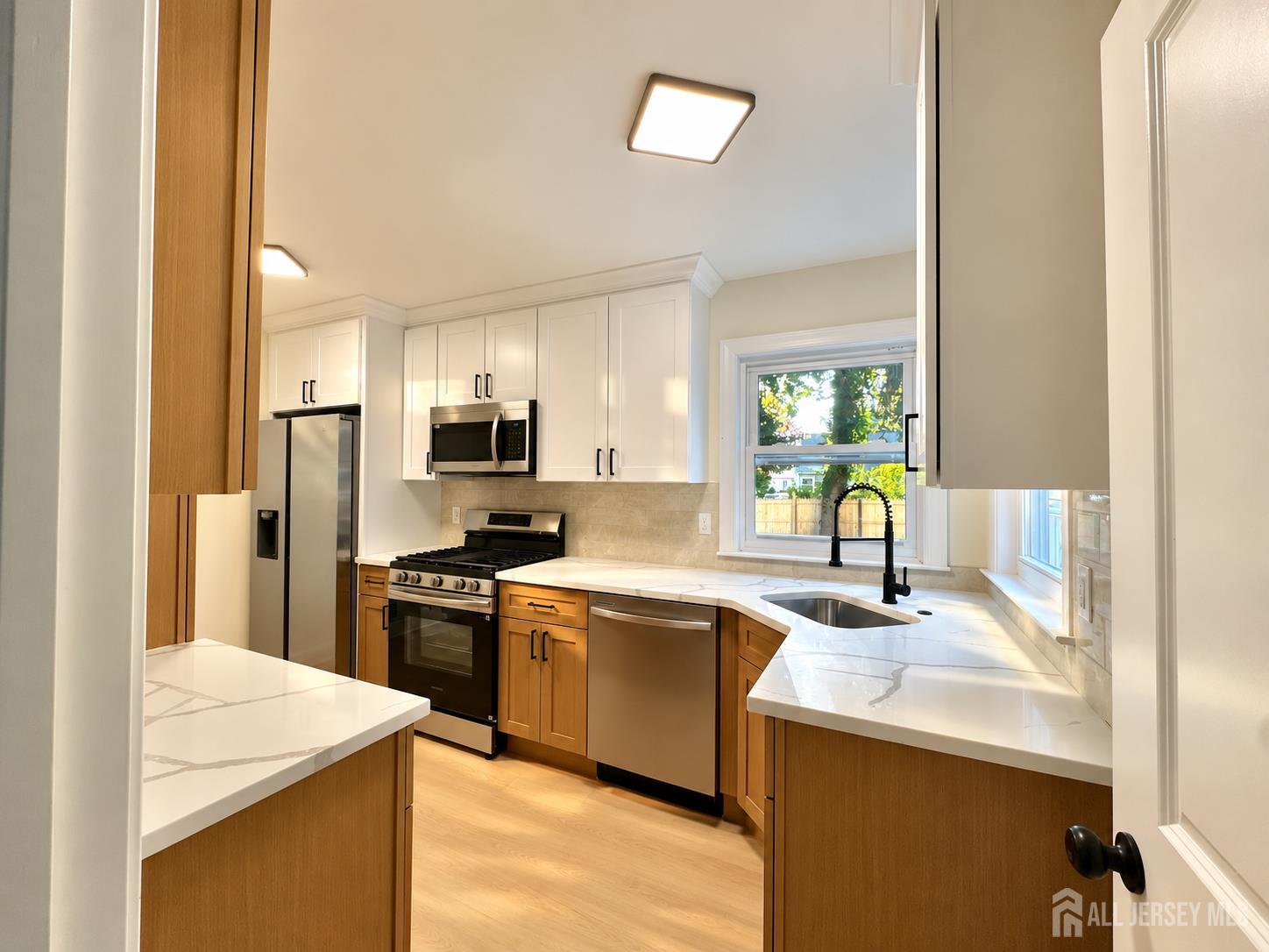 19 E Zoller Road East Brunswick NJ 08816