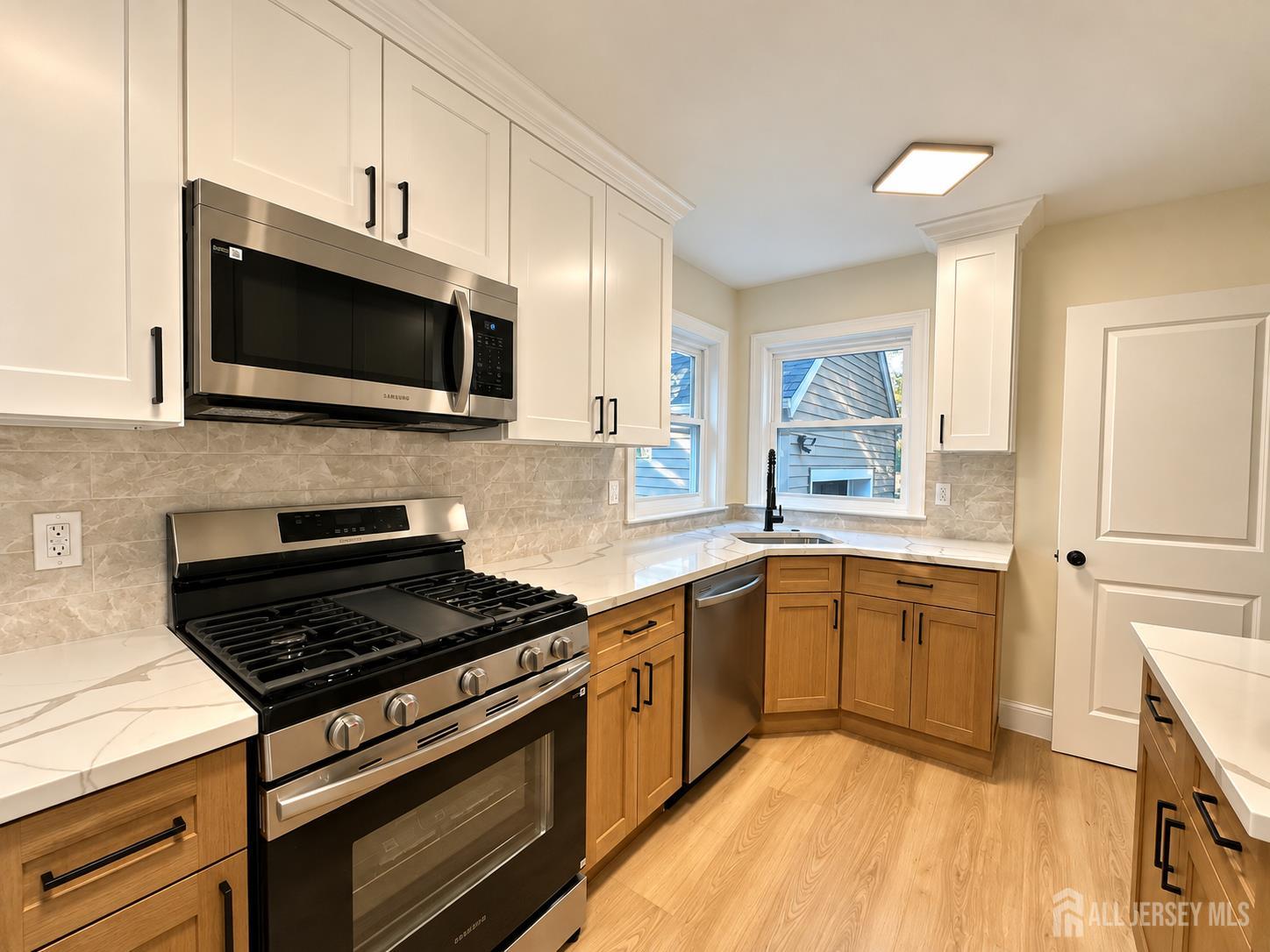 19 E Zoller Road East Brunswick NJ 08816