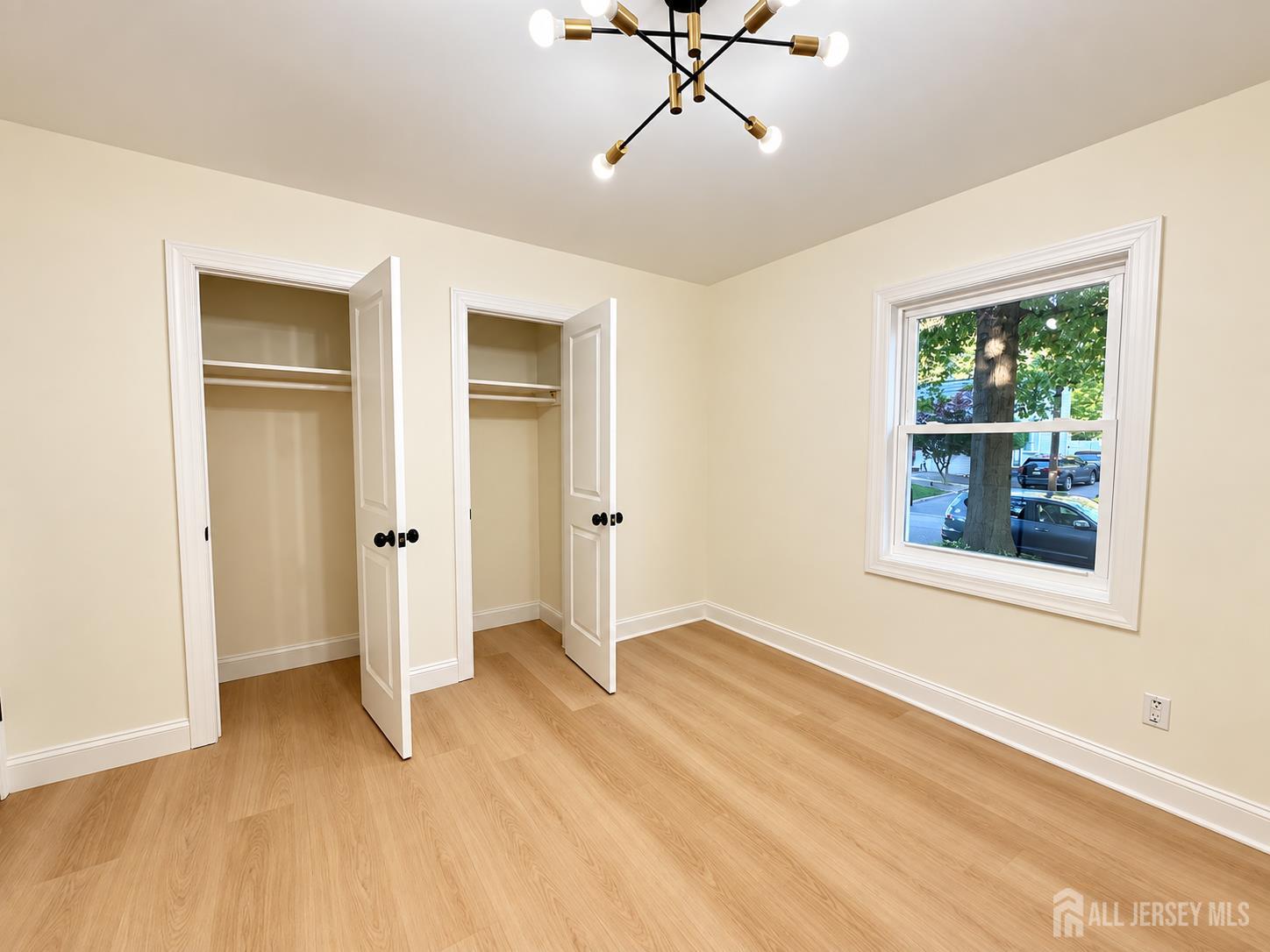19 E Zoller Road East Brunswick NJ 08816
