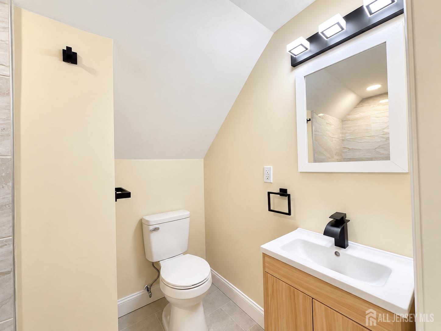 19 E Zoller Road East Brunswick NJ 08816