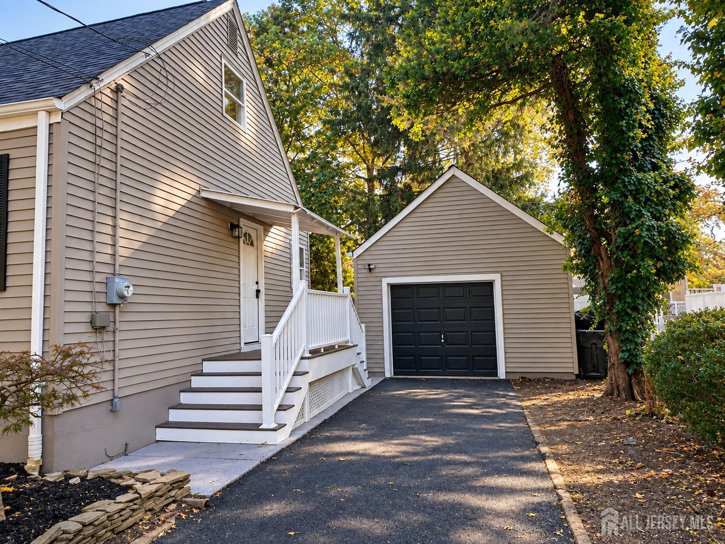 19 E Zoller Road East Brunswick NJ 08816