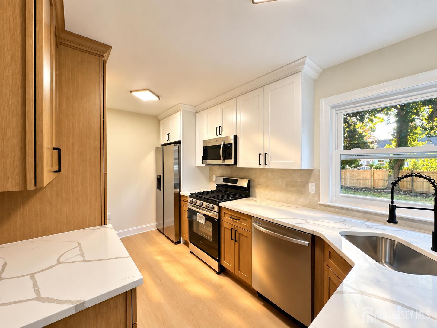 19 E Zoller Road East Brunswick NJ 08816