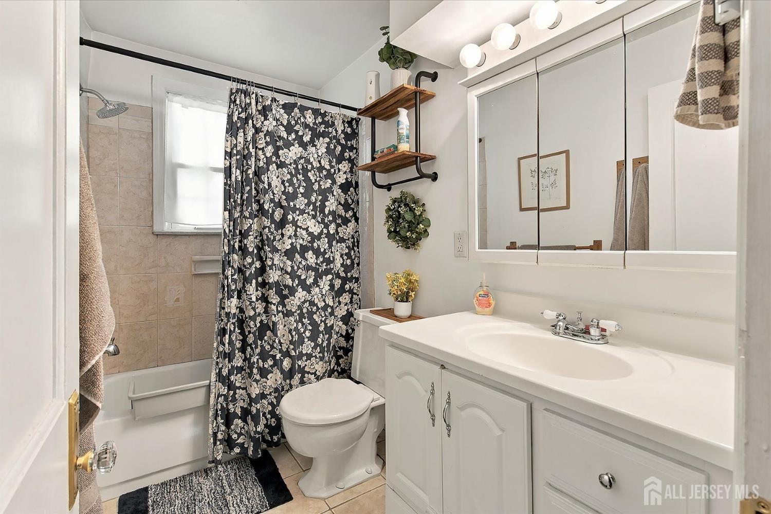 2 Helen Avenue Freehold Twp NJ 07728