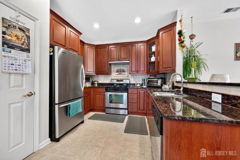 53 Prusakowski Boulevard Parlin NJ 08859