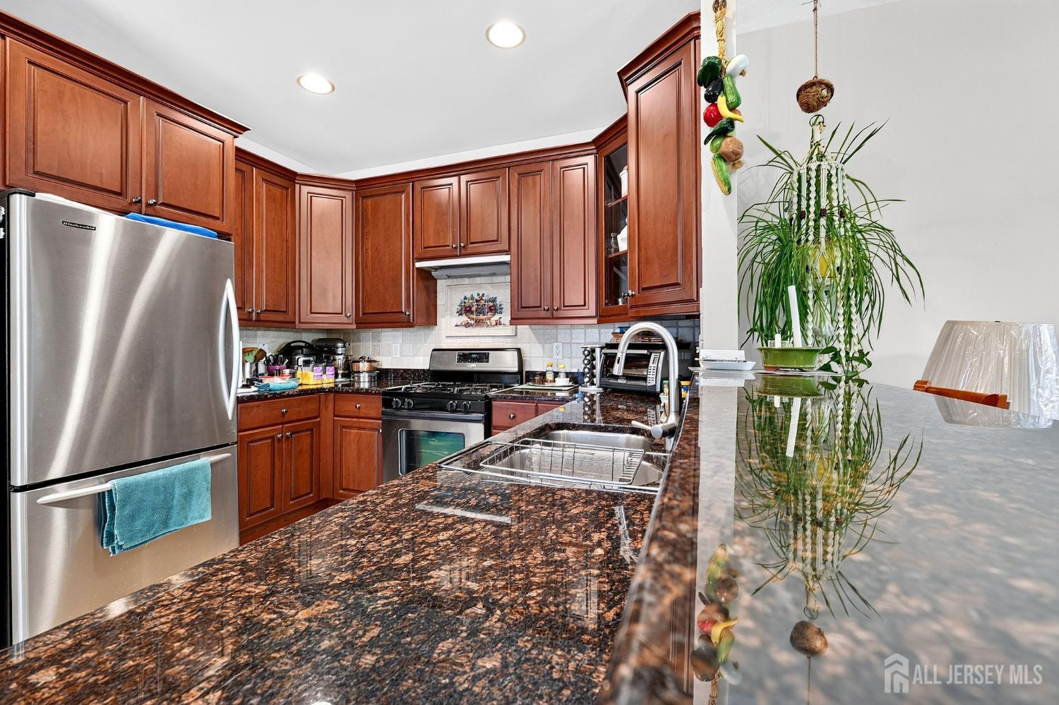 53 Prusakowski Boulevard Parlin NJ 08859