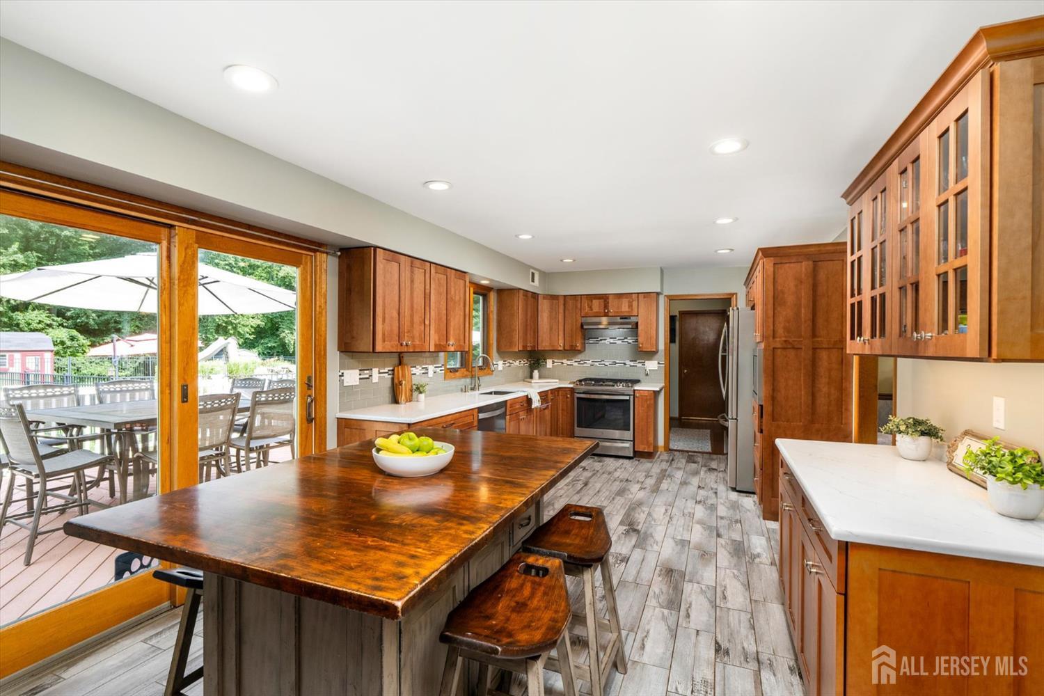 10 Timber Wolf Drive Hamilton NJ 08620