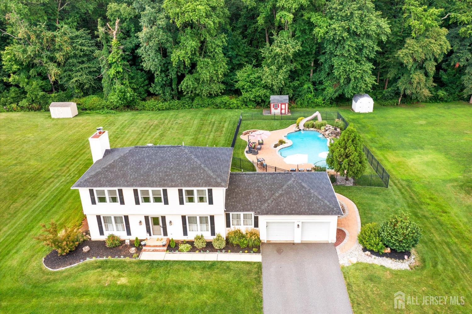 10 Timber Wolf Drive Hamilton NJ 08620