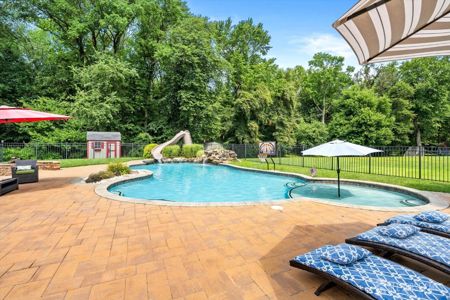 10 Timber Wolf Drive Hamilton NJ 08620