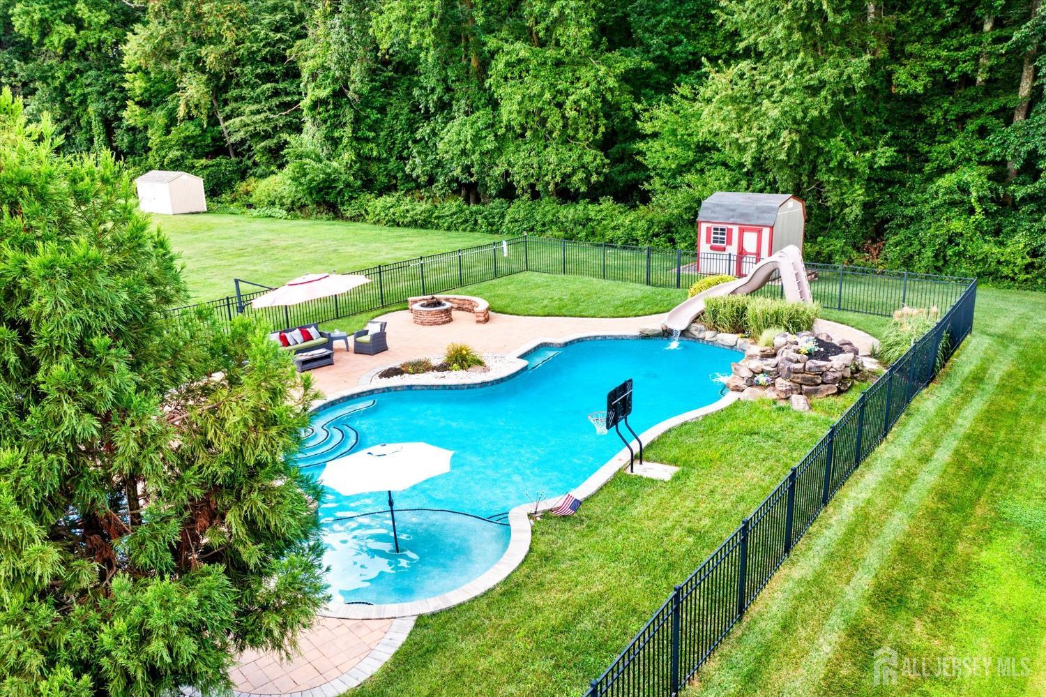 10 Timber Wolf Drive Hamilton NJ 08620