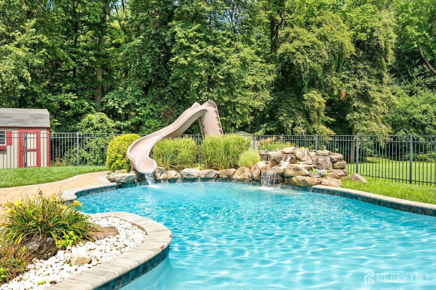 10 Timber Wolf Drive Hamilton NJ 08620