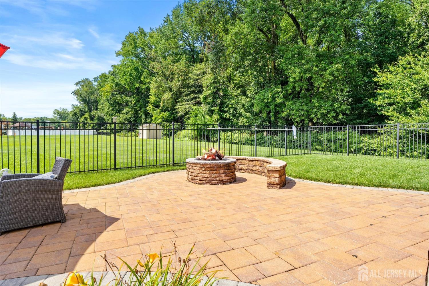 10 Timber Wolf Drive Hamilton NJ 08620