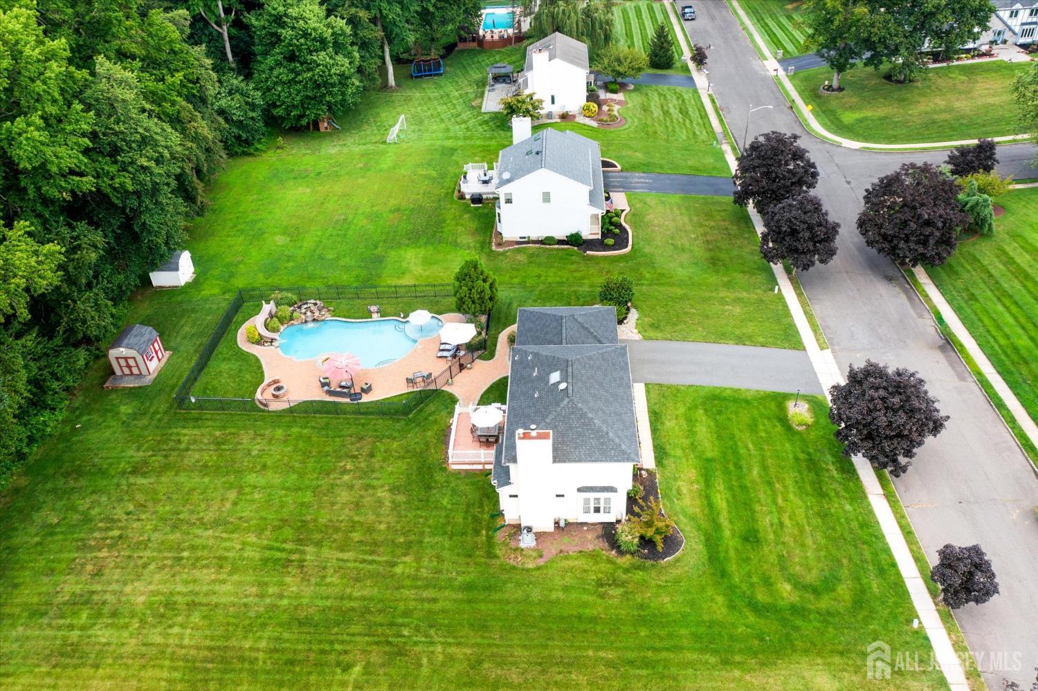 10 Timber Wolf Drive Hamilton NJ 08620