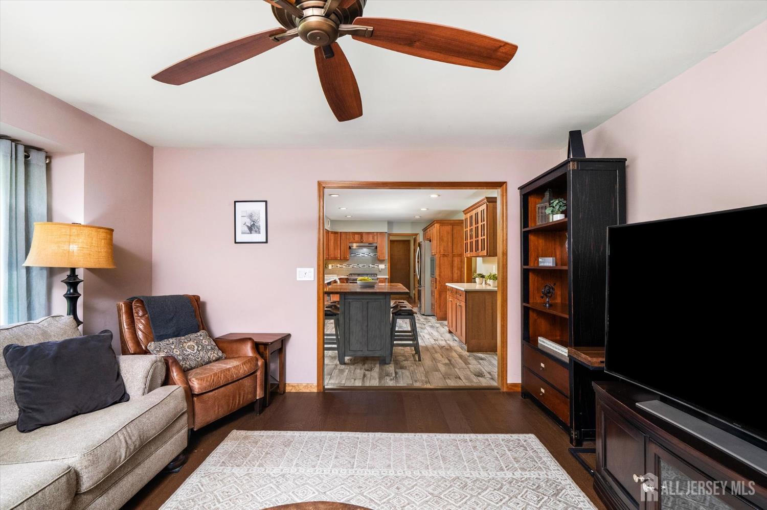 10 Timber Wolf Drive Hamilton NJ 08620