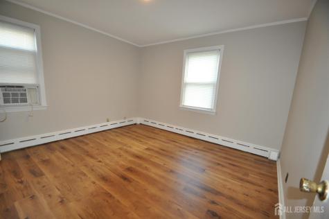 213 Old Post Road Edison NJ 08817