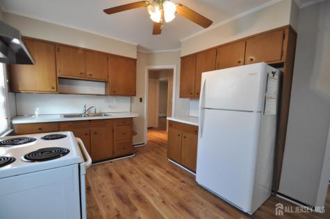 213 Old Post Road Edison NJ 08817