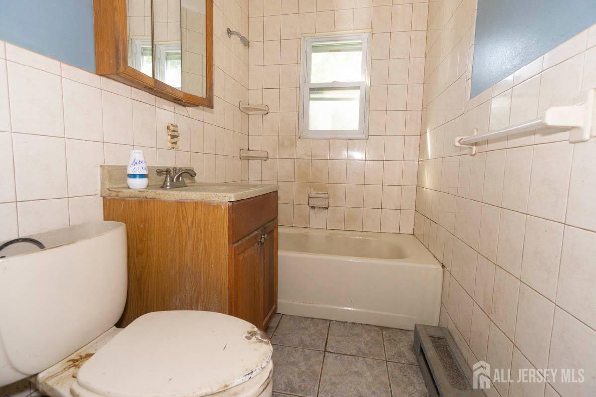 46 Southside Avenue South River NJ 08882