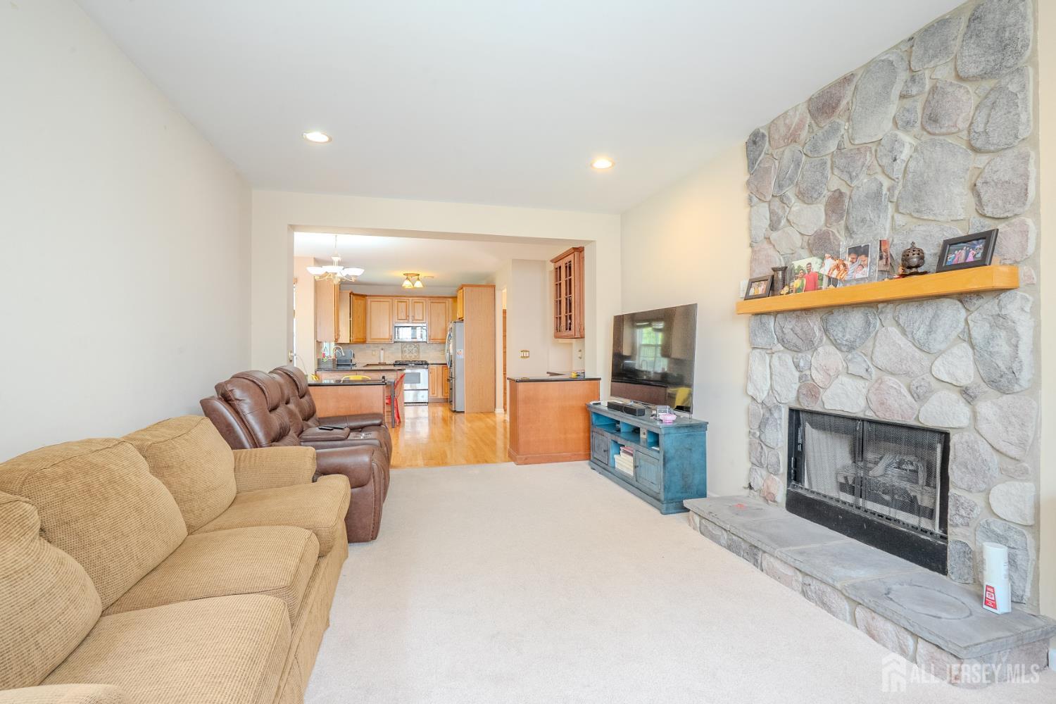 12 Muirfield Boulevard Monroe NJ 08831