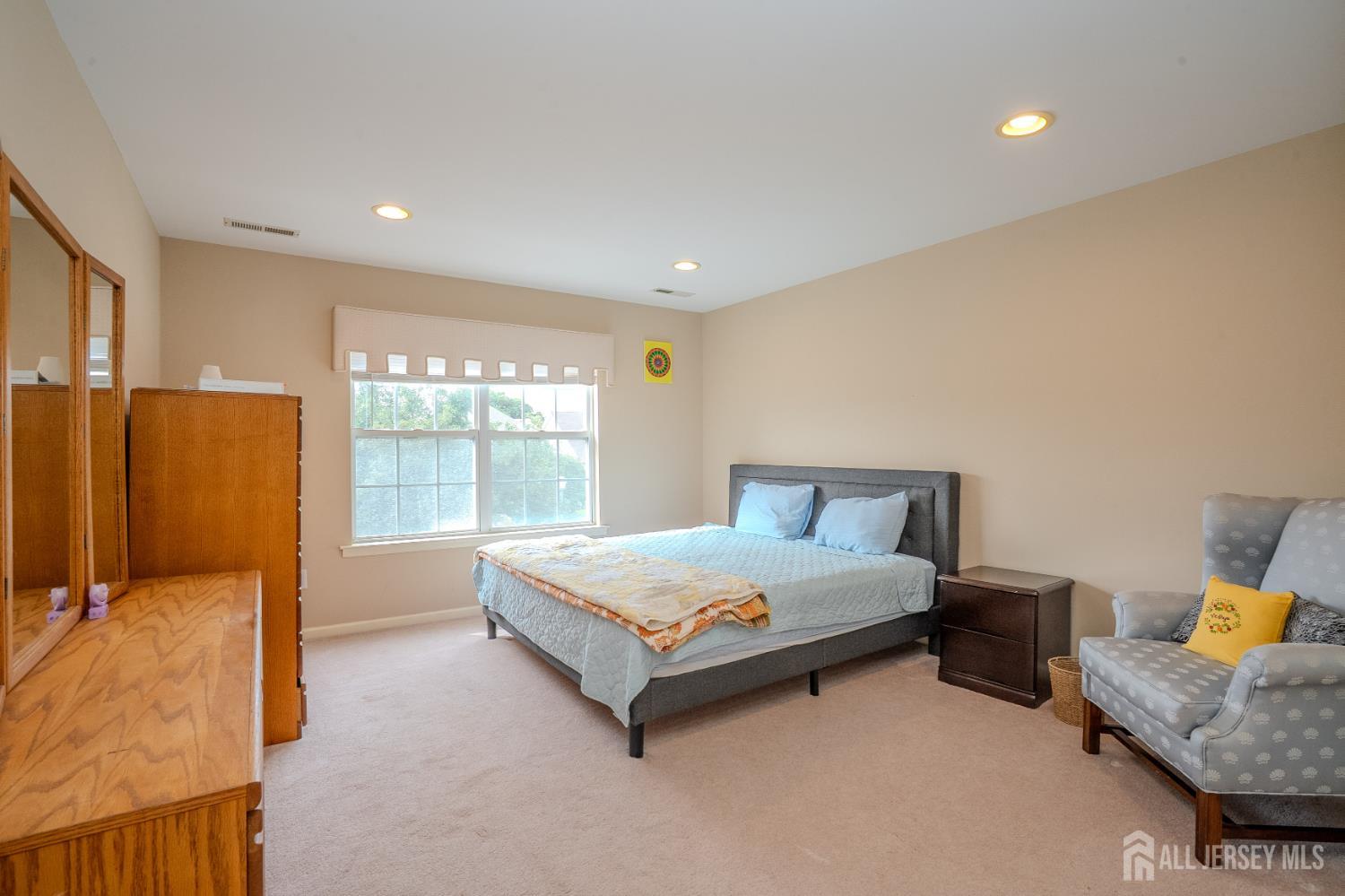 12 Muirfield Boulevard Monroe NJ 08831