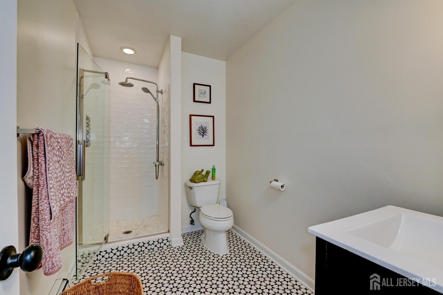 29 1st Street Franklin NJ 08873