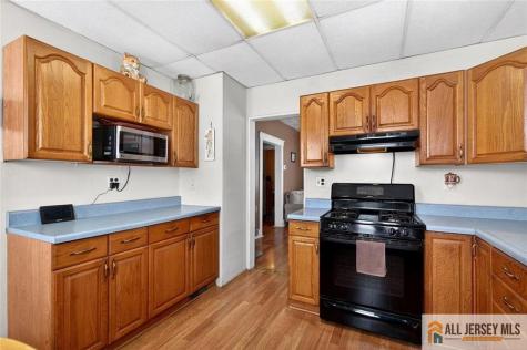 948 Rahway Avenue Avenel NJ 07001