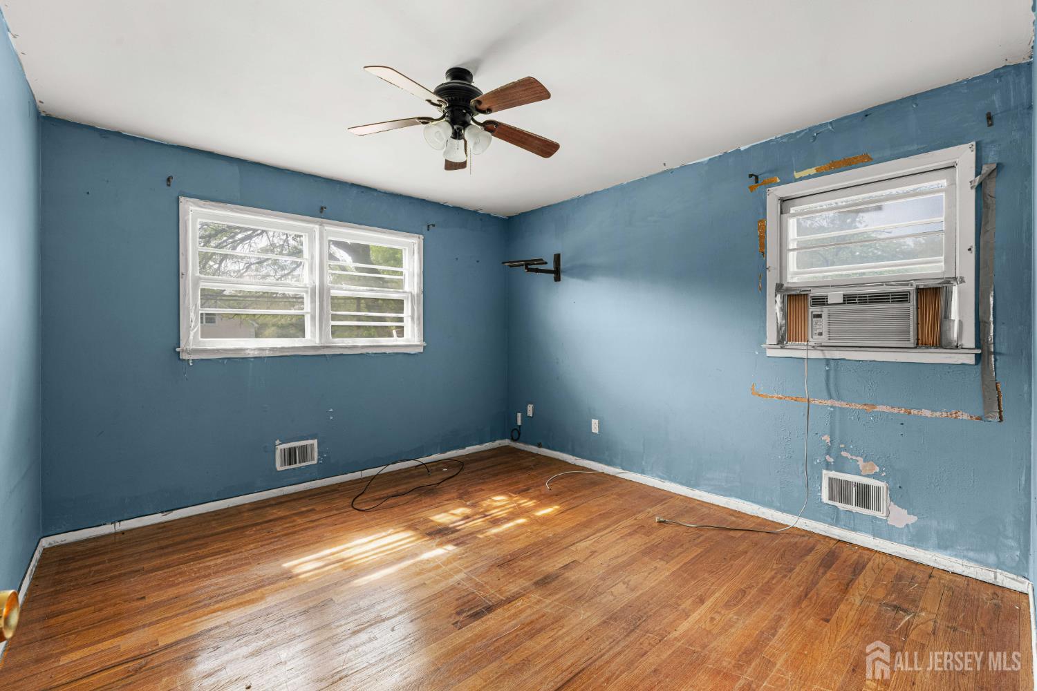 454 Plainfield Road Edison NJ 08820