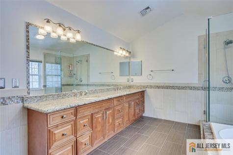 53 Kelly Way South Brunswick NJ 08852
